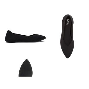 MIA Kerri Pointed Toe Knit Flats Black size 7.5